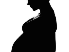 Arti Mimpi Melahirkan Saat Hamil Tua: Makna Psikologis, Spiritual, dan Pertanda Kehidupan